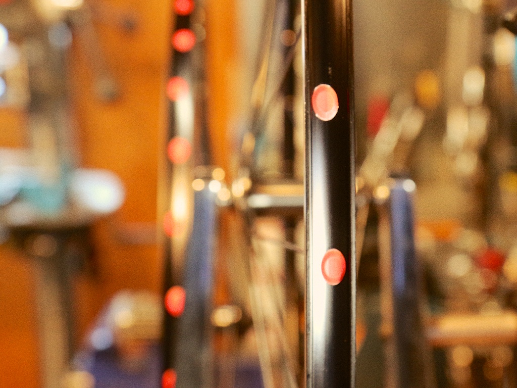 Use red Veloplugs with Deep V rims