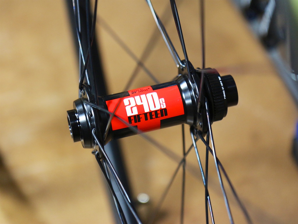 DT Swiss 240S boost front hub